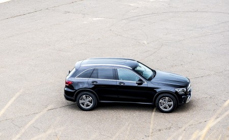 2020 Mercedes-Benz GLC 220d (UK-Spec) Side Wallpapers 450x275 (30)