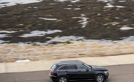 2020 Mercedes-Benz GLC 220d (UK-Spec) Side Wallpapers 450x275 (23)