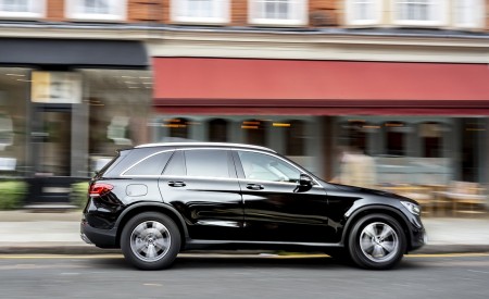 2020 Mercedes-Benz GLC 220d (UK-Spec) Side Wallpapers 450x275 (48)