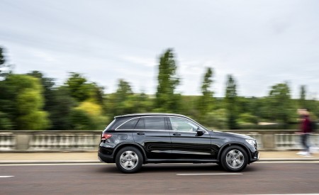 2020 Mercedes-Benz GLC 220d (UK-Spec) Side Wallpapers 450x275 (24)