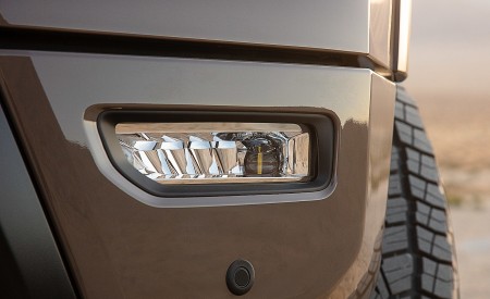 2020 Nissan TITAN PRO 4X Detail Wallpapers 450x275 (23)