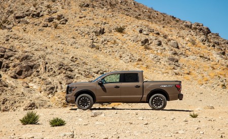 2020 Nissan TITAN PRO 4X Side Wallpapers 450x275 (7)