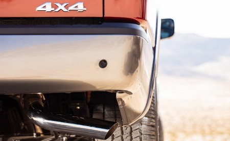 2020 Nissan TITAN Platinum Reserve Detail Wallpapers 450x275 (24)