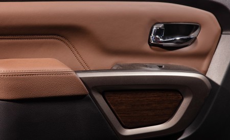 2020 Nissan TITAN Platinum Reserve Interior Detail Wallpapers 450x275 (30)