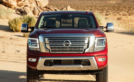 2020 Nissan TITAN SL Front Wallpapers 450x275 (8)