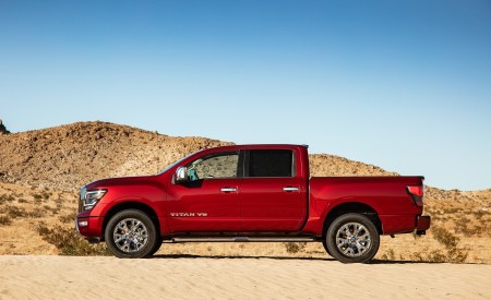 2020 Nissan TITAN SL Side Wallpapers 450x275 (15)