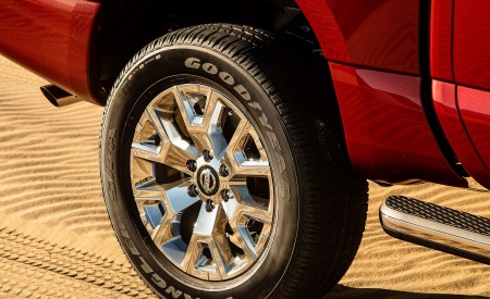 2020 Nissan TITAN SL Wheel Wallpapers 450x275 (24)