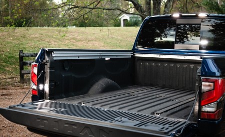 2020 Nissan TITAN XD SL Bed Wallpapers 450x275 (16)