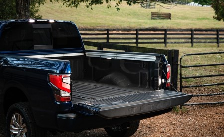 2020 Nissan TITAN XD SL Bed Wallpapers 450x275 (17)