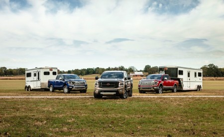 2020 Nissan TITAN XD Wallpapers 450x275 (25)