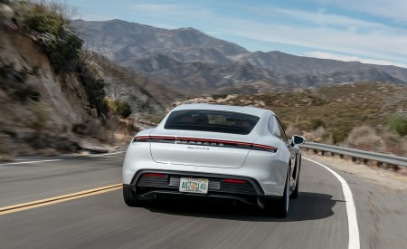 2020 Porsche Taycan 4S (Color: Carrara White Metallic) Rear Wallpapers 450x275 (142)
