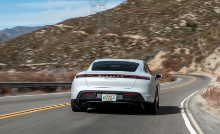 2020 Porsche Taycan 4S (Color: Carrara White Metallic) Rear Wallpapers 450x275 (144)