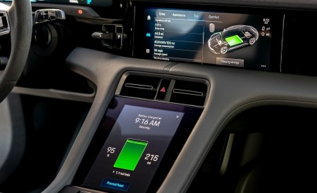 2020 Porsche Taycan 4S (Color: Frozen Blue Metallic) Central Console Wallpapers 450x275 (125)