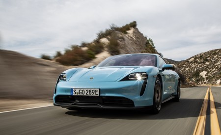 2020 Porsche Taycan 4S (Color: Frozen Blue Metallic) Front Wallpapers 450x275 (65)