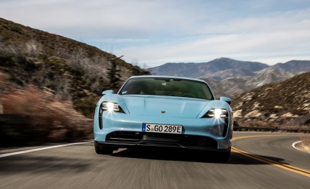 2020 Porsche Taycan 4S (Color: Frozen Blue Metallic) Front Wallpapers 450x275 (51)