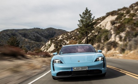 2020 Porsche Taycan 4S (Color: Frozen Blue Metallic) Front Wallpapers 450x275 (52)