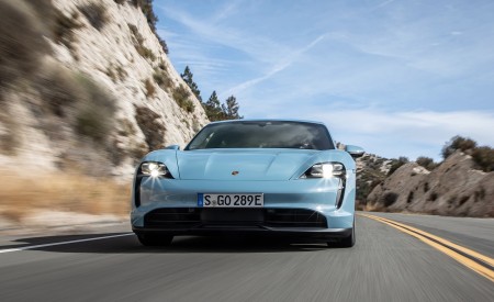 2020 Porsche Taycan 4S (Color: Frozen Blue Metallic) Front Wallpapers 450x275 (47)