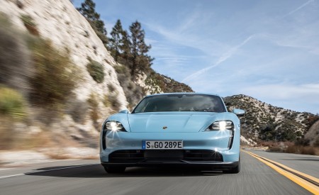 2020 Porsche Taycan 4S (Color: Frozen Blue Metallic) Front Wallpapers 450x275 (48)