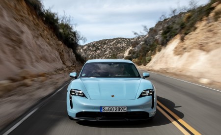 2020 Porsche Taycan 4S (Color: Frozen Blue Metallic) Front Wallpapers 450x275 (43)