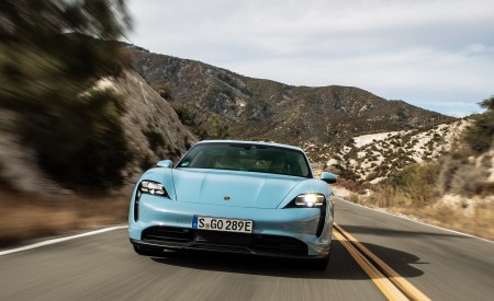 2020 Porsche Taycan 4S (Color: Frozen Blue Metallic) Front Wallpapers 450x275 (57)