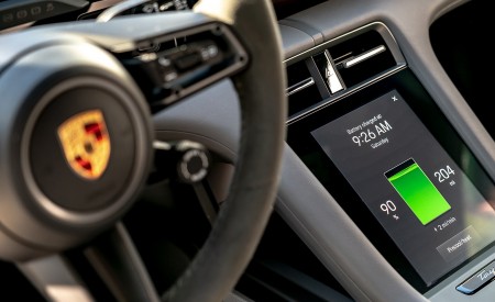 2020 Porsche Taycan 4S (Color: Frozen Blue Metallic) Interior Detail Wallpapers 450x275 (120)