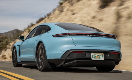 2020 Porsche Taycan 4S (Color: Frozen Blue Metallic) Rear Three-Quarter Wallpapers 450x275 (58)