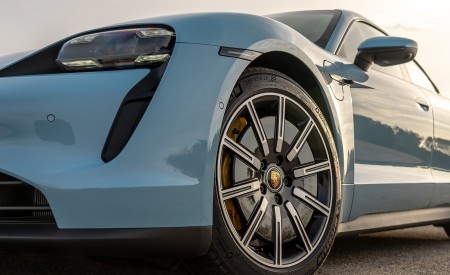 2020 Porsche Taycan 4S (Color: Frozen Blue Metallic) Wheel Wallpapers 450x275 (97)