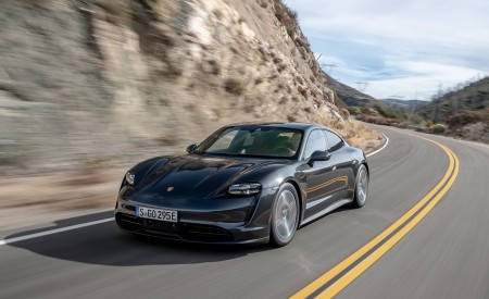 2020 Porsche Taycan 4S (Color: Volcano Grey Metallic) Front Three-Quarter Wallpapers 450x275 (3)