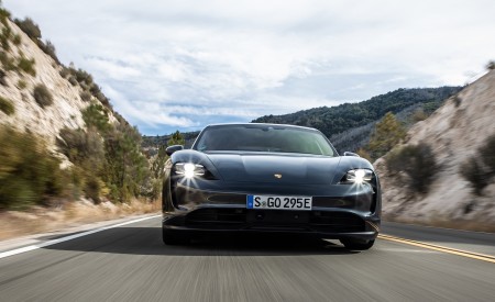 2020 Porsche Taycan 4S (Color: Volcano Grey Metallic) Front Wallpapers 450x275 (4)