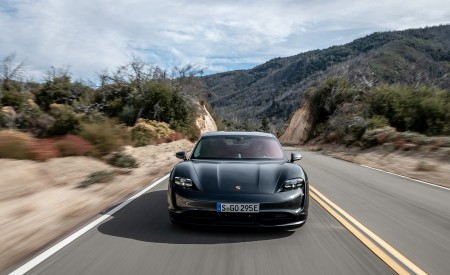 2020 Porsche Taycan 4S (Color: Volcano Grey Metallic) Front Wallpapers 450x275 (9)