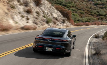 2020 Porsche Taycan 4S (Color: Volcano Grey Metallic) Rear Wallpapers 450x275 (25)