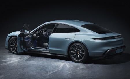 2020 Porsche Taycan 4S Rear Three-Quarter Wallpapers 450x275 (188)