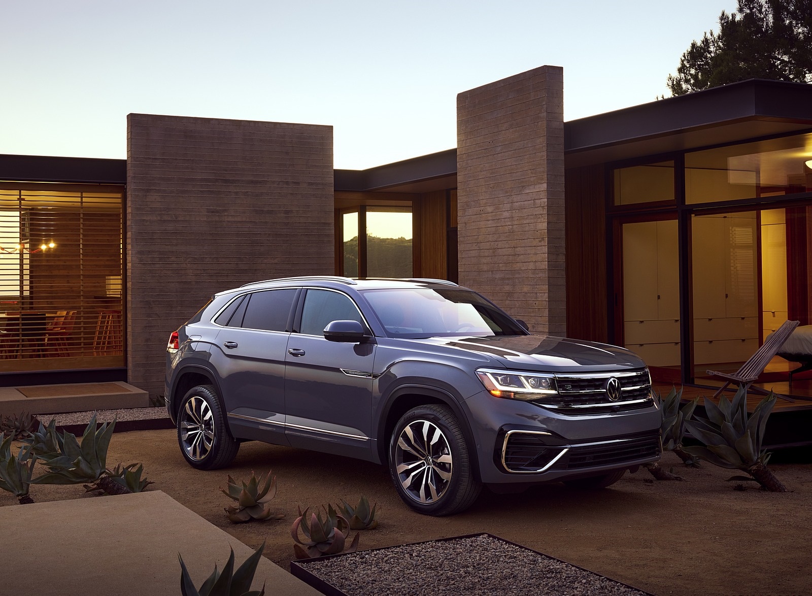 2020 Volkswagen Atlas Cross Sport Front Three-Quarter Wallpapers (12)