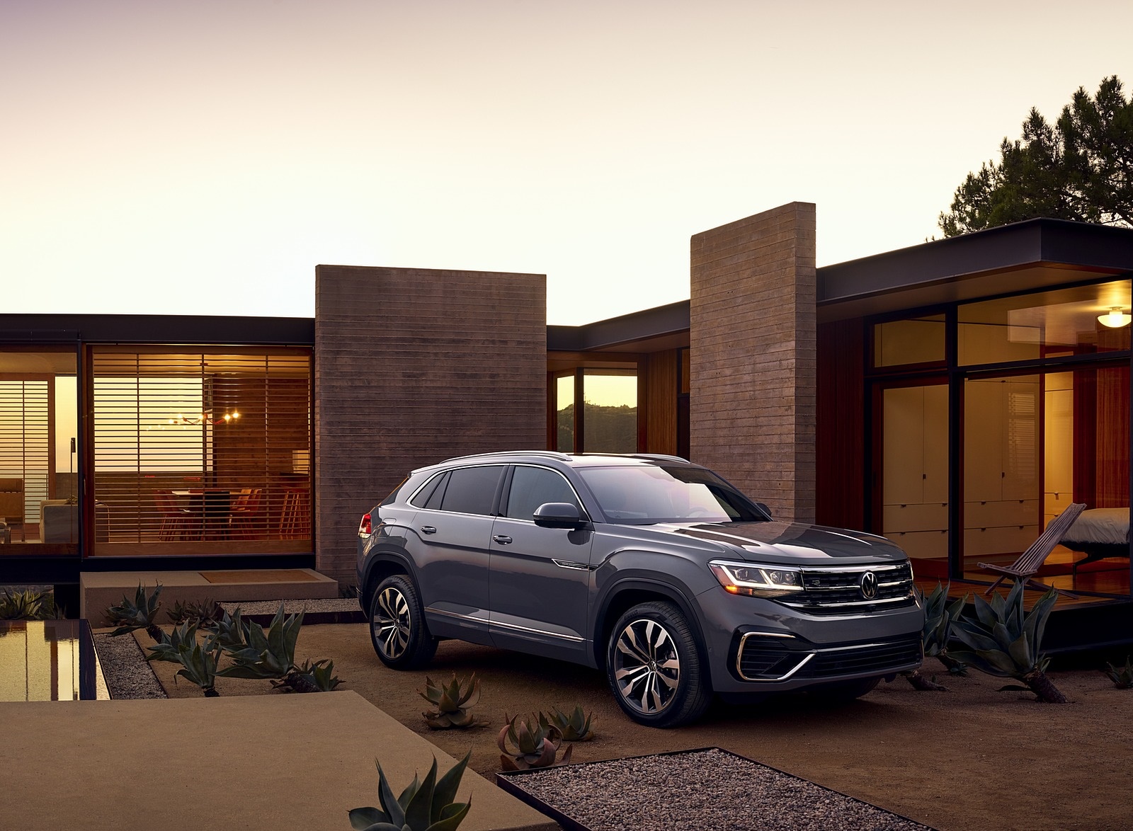 2020 Volkswagen Atlas Cross Sport Front Three-Quarter Wallpapers (13)