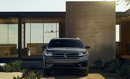 2020 Volkswagen Atlas Cross Sport Front Wallpapers 450x275 (15)