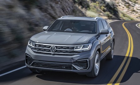 2020 Volkswagen Atlas Cross Sport Front Wallpapers 450x275 (4)