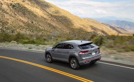 2020 Volkswagen Atlas Cross Sport Rear Three-Quarter Wallpapers 450x275 (6)
