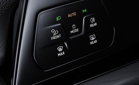 2020 Volkswagen Golf Mk8 Interior Detail Wallpapers 450x275 (23)