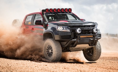 2021 Chevrolet Color:ado ZR2 Off-Road Wallpapers 450x275 (3)