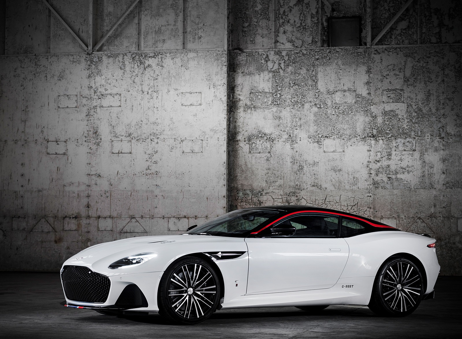 2019 Aston Martin DBS Superleggera Concorde Edition Front Three-Quarter Wallpapers (8)