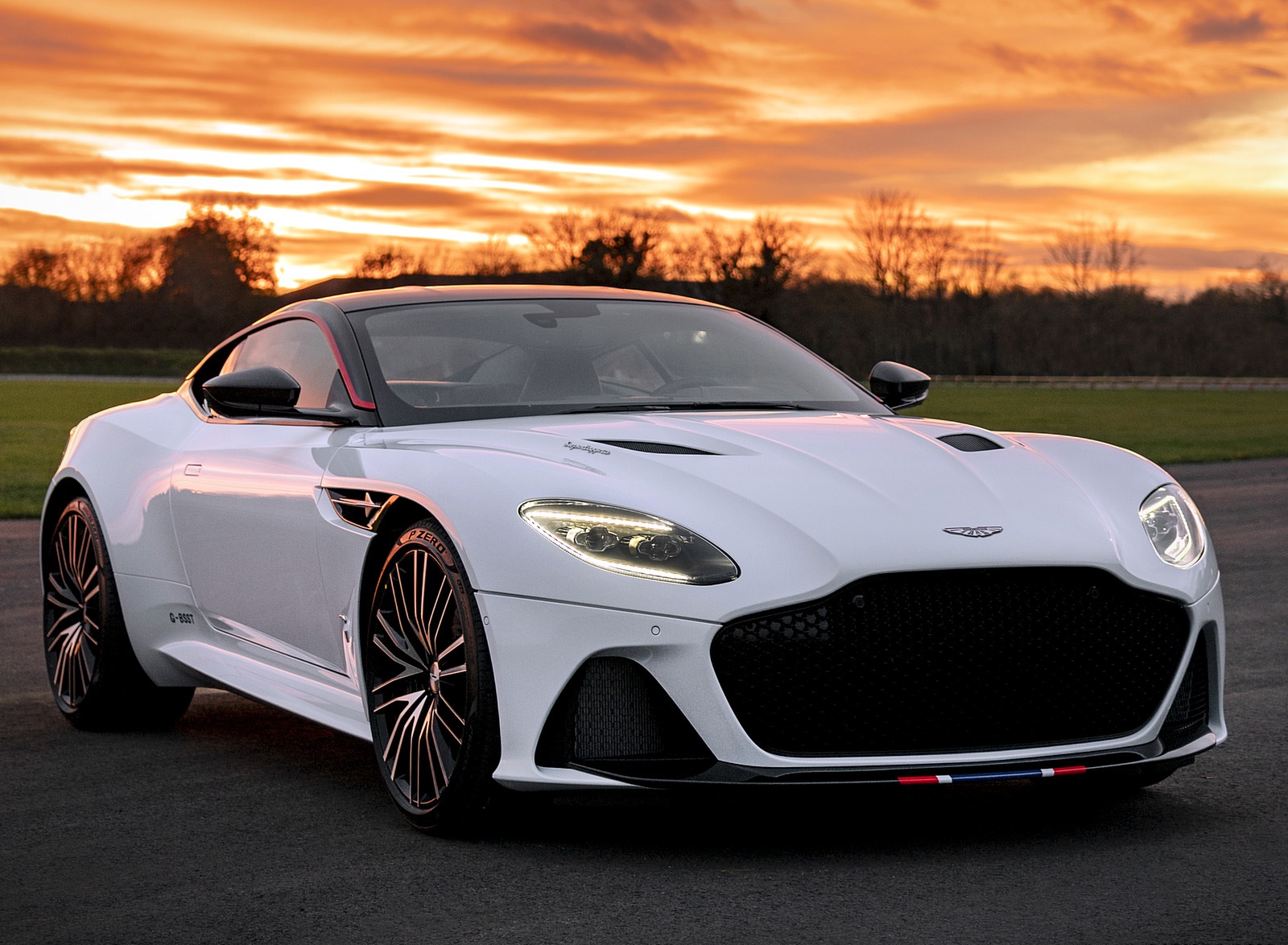 2019 Aston Martin DBS Superleggera Concorde Edition Front Three-Quarter Wallpapers (7)