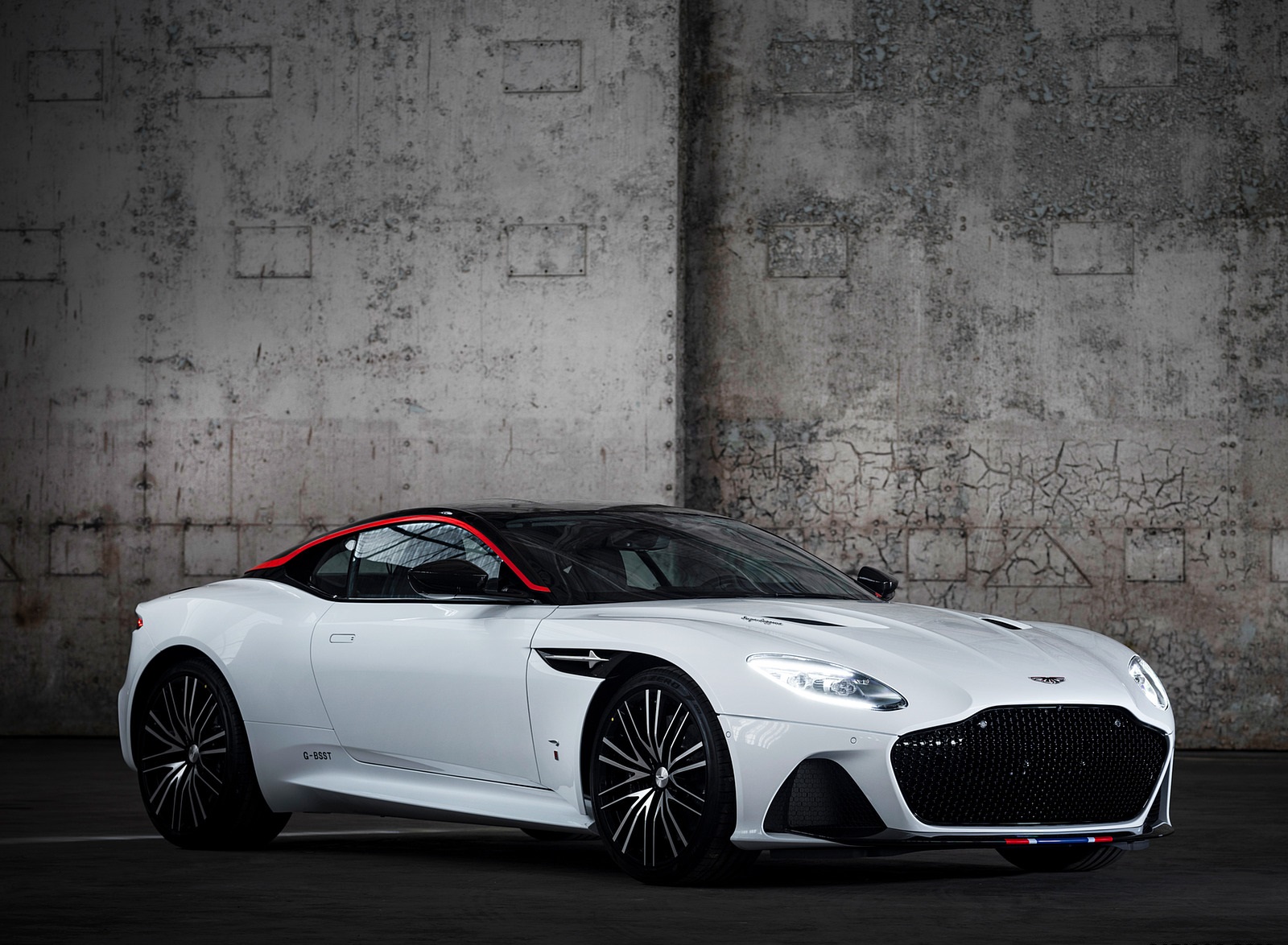 2019 Aston Martin DBS Superleggera Concorde Edition Front Three-Quarter Wallpapers (10)