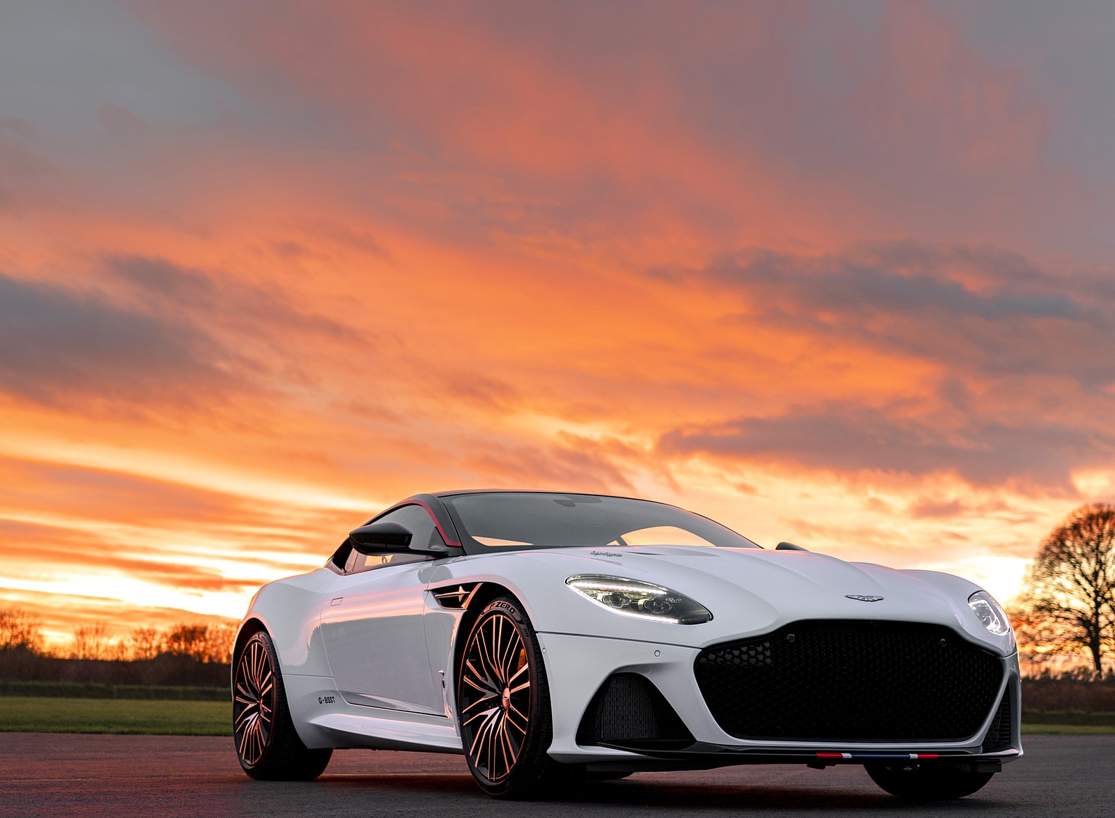 2019 Aston Martin DBS Superleggera Concorde Edition Front Three-Quarter Wallpapers (1)