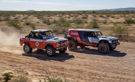 2019 Ford Bronco R Concept and Classic Bronco Wallpapers 450x275 (13)