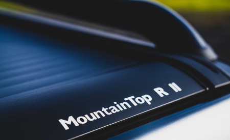 2019 Volkswagen Amarok Black Edition (UK-Spec) Detail Wallpapers 450x275 (35)