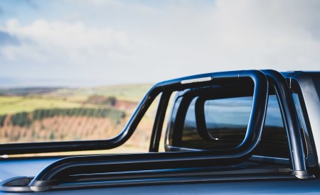 2019 Volkswagen Amarok Black Edition (UK-Spec) Detail Wallpapers 450x275 (32)