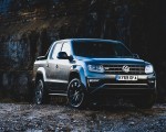 2019 Volkswagen Amarok Black Edition (UK-Spec) Front Three-Quarter Wallpapers 150x120 (25)