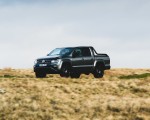 2019 Volkswagen Amarok Black Edition (UK-Spec) Front Three-Quarter Wallpapers 150x120 (2)