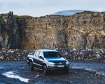 2019 Volkswagen Amarok Black Edition (UK-Spec) Front Three-Quarter Wallpapers 150x120 (14)