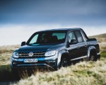 2019 Volkswagen Amarok Black Edition (UK-Spec) Front Three-Quarter Wallpapers 150x120 (4)